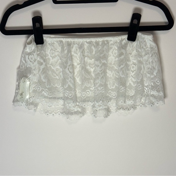 Fashion Forms Elegant White Lace Flouncey Bandeau Bras Size XL - Picture 2 of 5